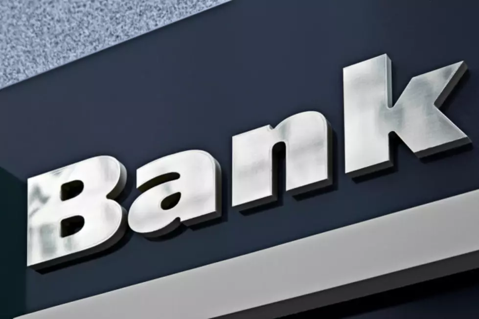Man Who Stole From Bank Gets Money Back